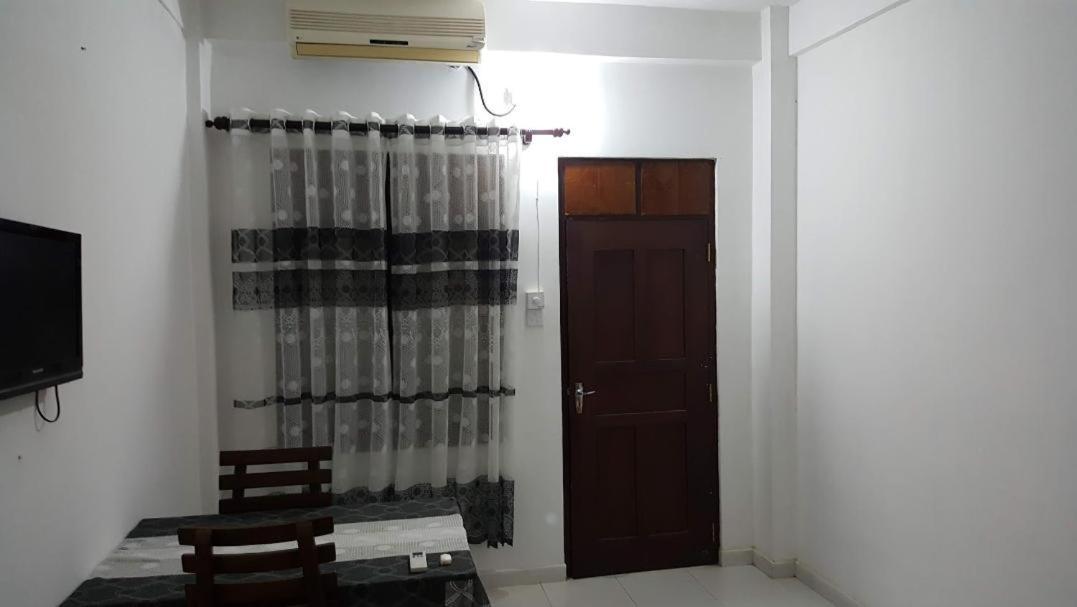 Villa 64 Katunayake Exterior photo